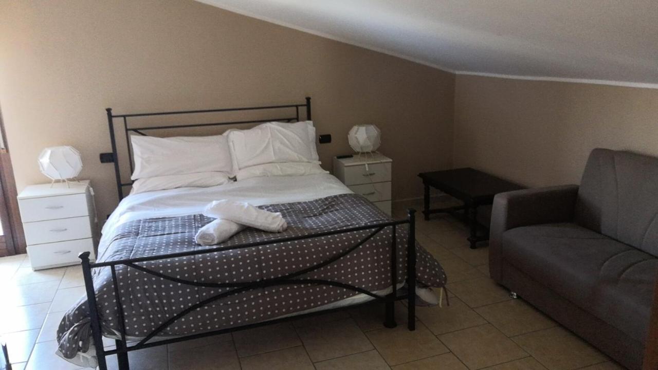 La Mansardina Apartment Sulmona Luaran gambar